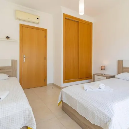 Semesterbostad Blue Horizon Duplex *